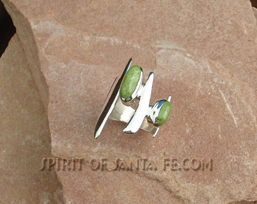 Navajo Sterling Silver Gaspeite Ring Navajo Sterling Silver Gaspeite Ring