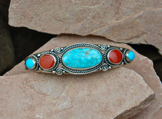 Turquoise Sterling Silver Navajo Bracelet Turquoise Sterling Silver Navajo Bracelet