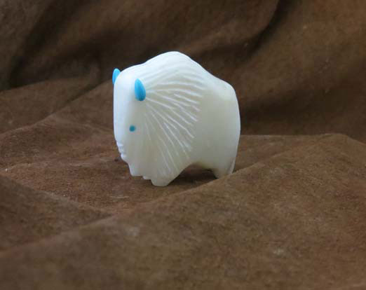 Zuni Hand-carved Buffalo Fetish