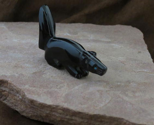 Zuni Hand-carved Skunk Fetish