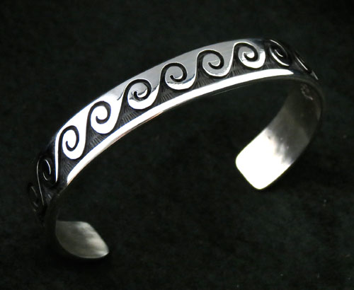 Hopi Solid Sterling Silver Bracelet