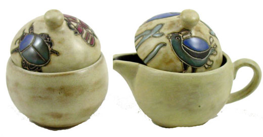 Handcrafted Stoneware Mara Cream and Sugar set